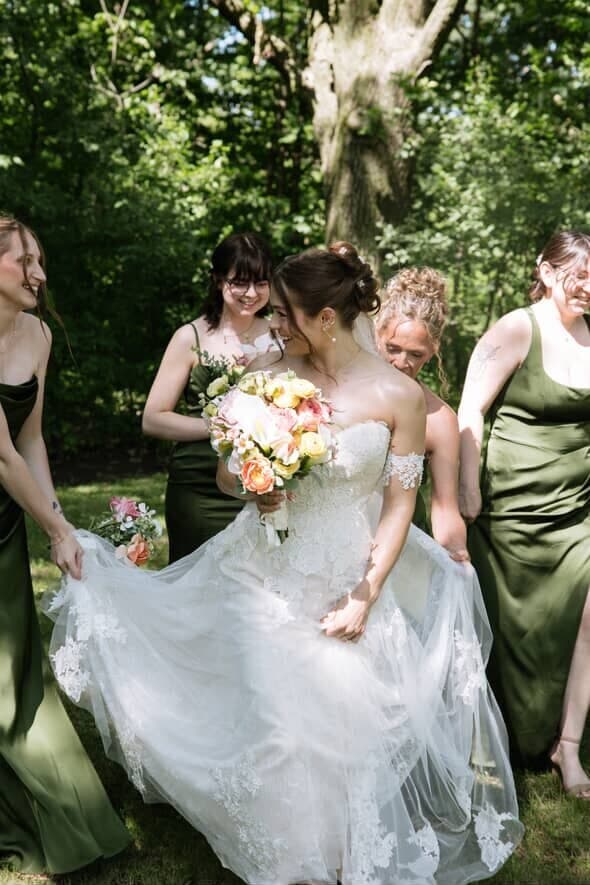 Real Minnesota bride in designer wedding gown from Bridal Aisle Boutique, Osseo MN