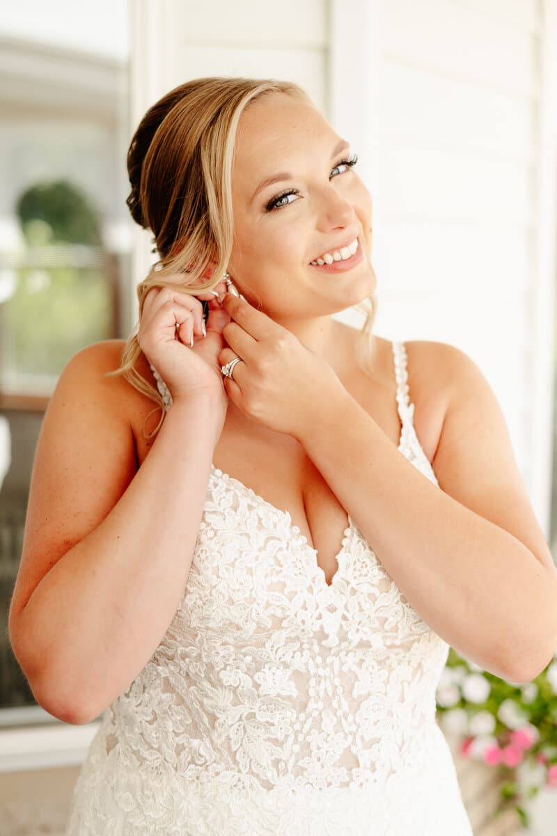 Real Minnesota bride in designer wedding gown from Bridal Aisle Boutique, Osseo MN
